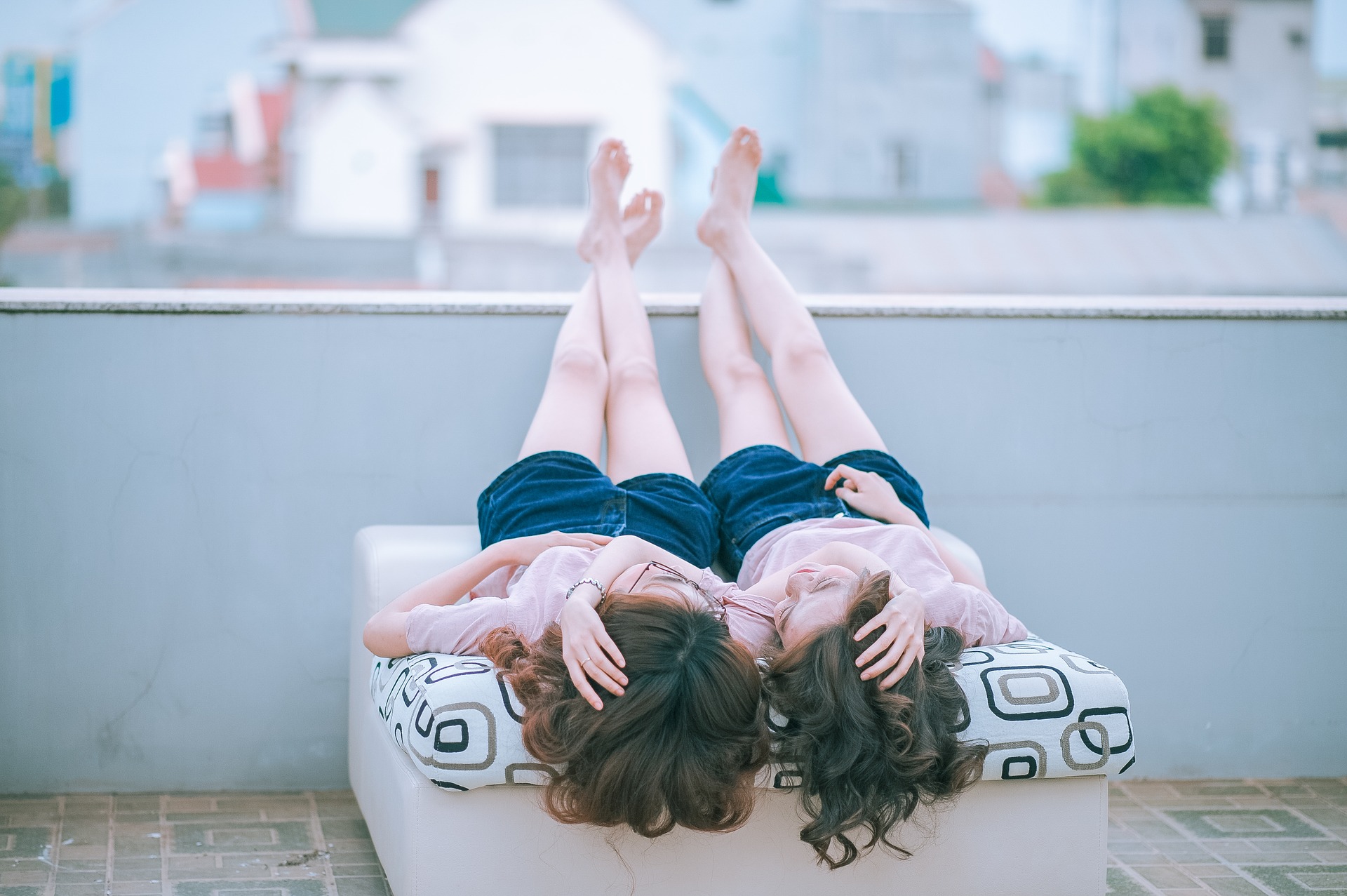 拉拉是如何做愛的?女同口愛要如何進行?